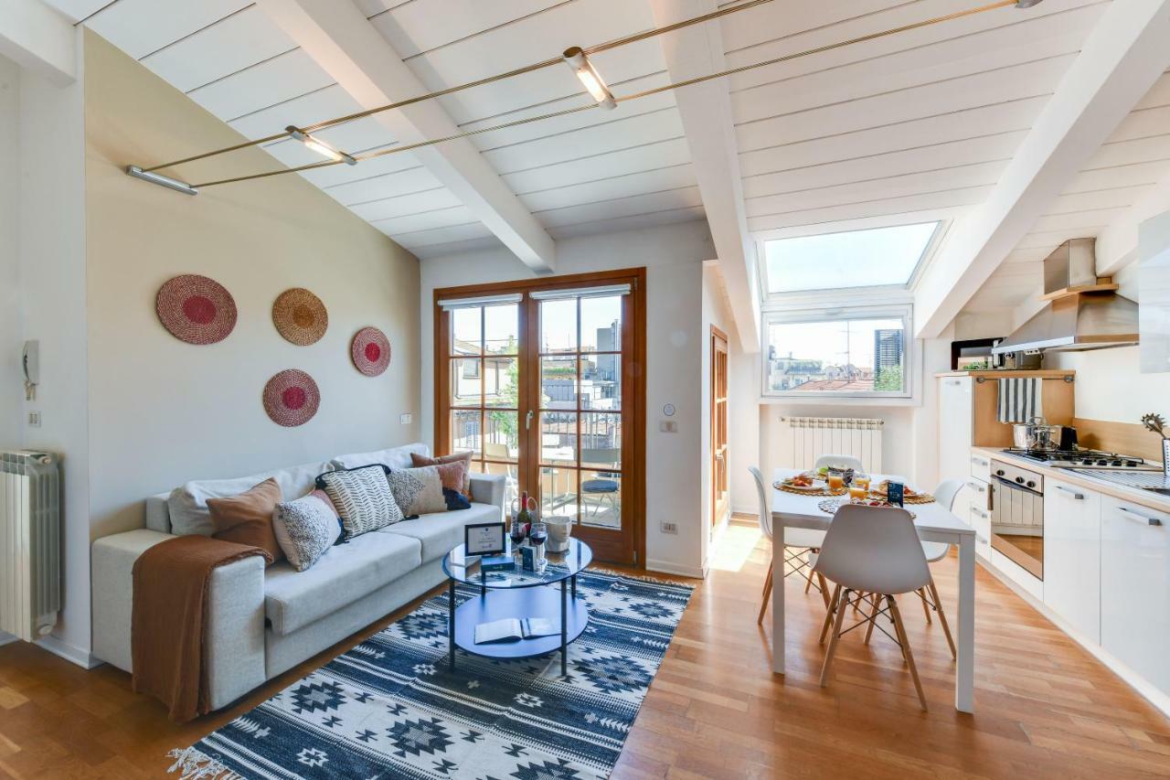 Sweett - Sempione Apartment Milan Bagian luar foto